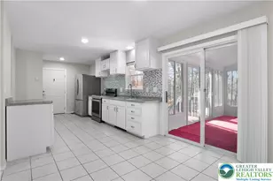 798 Sullivan Trail, Tobyhanna Twp, PA 18355 - Photo 17