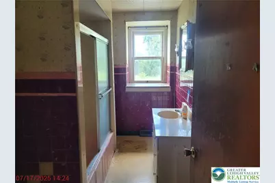3489 W Walker Road, Lehigh Township, PA 18088 - Photo 5