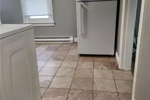 915 N New St, Bethlehem City, PA 18018 - Photo 3