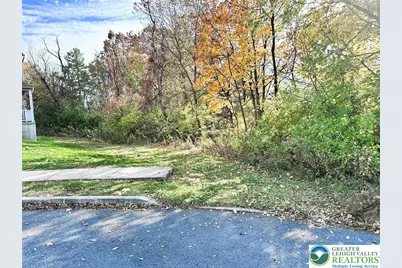 3161 S 7th Avenue, Whitehall, PA 18052 - Photo 3