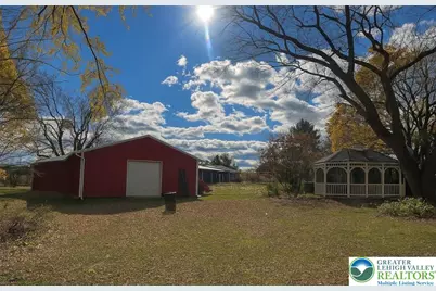 8975 Mertztown Road, Lower Macungie Twp, PA 19539 - Photo 33