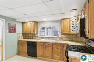 827 Luzerne Ave, West Pittston, PA 18643 - Photo 3