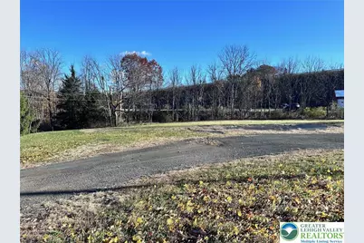 7757 Center Street, Washington Township, PA 18080 - Photo 1