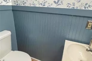 110 Independence Ct, Bethlehem Township, PA 18020 - Photo 11