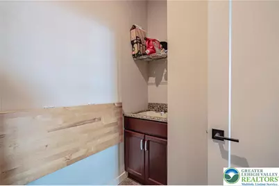 4027 Shefs Way, South Whitehall Twp, PA 18104 - Photo 15