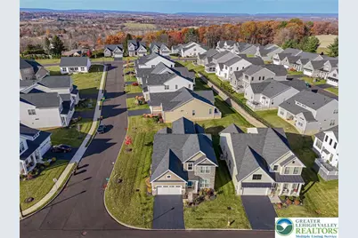 4027 Shefs Way, South Whitehall Twp, PA 18104 - Photo 3