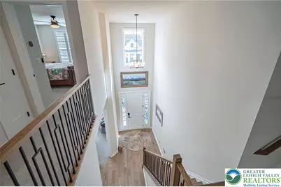 4027 Shefs Way, South Whitehall Twp, PA 18104 - Photo 9