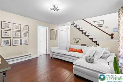 5043 Foxdale Drive, Whitehall Twp, PA 18052 - Photo 9