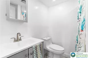 5043 Foxdale Dr, Whitehall Twp, PA 18052 - Photo 11