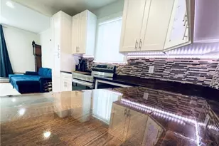 9071 Idlewild Dr, Coolbaugh Twp, PA 18466 - Photo 9