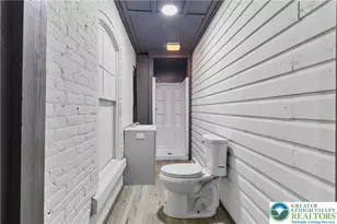 25 W Coal St, Shenandoah, PA 17976 - Photo 15