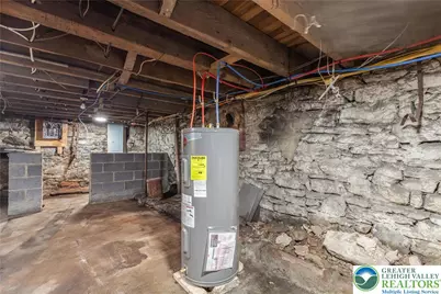 25 W Coal Street, Shenandoah, PA 17976 - Photo 31