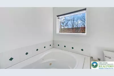 205 Regent Street, Bushkill, PA 18324 - Photo 39