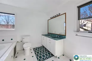 205 Regent St, Bushkill, PA 18324 - Photo 41