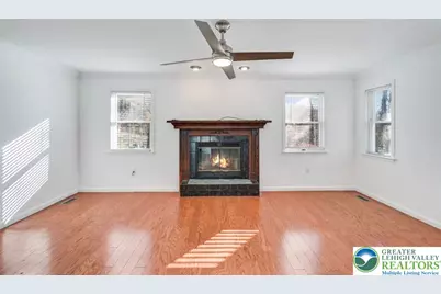 205 Regent Street, Bushkill, PA 18324 - Photo 25