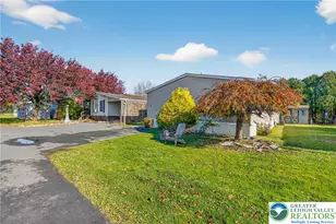 196 Fawn Meadow Ct, East Allen Township, PA 18014 - Photo 3