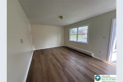 6 Eley Street, Upper Nazareth Twp, PA 18064 - Photo 5