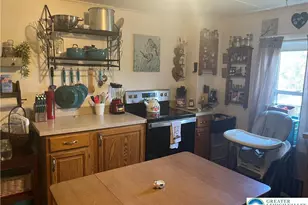 421 E Patterson St, Lansford, PA 18232 - Photo 7