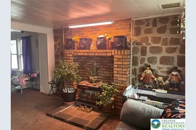 421 E Patterson Street, Lansford, PA 18232 - Photo 3