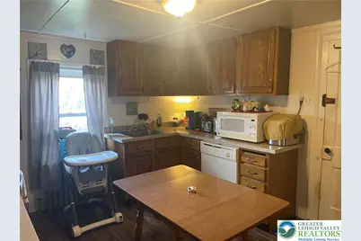 421 E Patterson Street, Lansford, PA 18232 - Photo 9