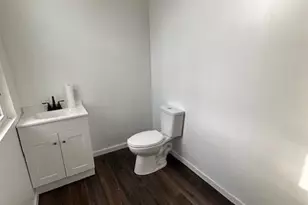 140 E Market St, Other, PA 17098 - Photo 9