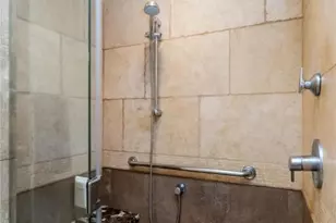 4 Kinderwood Dr, Easton, PA 18042 - Photo 31