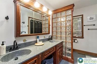 52 Chippawa Circle, Upper Mt Bethel Twp, PA 18343 - Photo 35