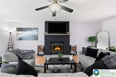 104 Scotch Pine Court, Delaware Twp, PA 18328 - Photo 7