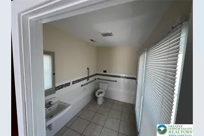 2309 Macarthur Road, Whitehall, PA 18052 - Photo 13