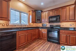 5041 Saw Grass Dr, Allen Township, PA 18067 - Photo 11
