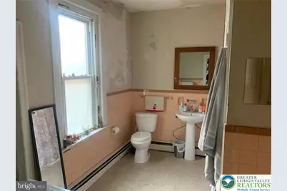 238 Main Street, East Greenville Boro, PA 18041 - Photo 7