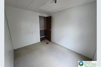 6337 Nisbet Court, Washington Township, PA 18080 - Photo 43