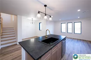 111 Main St, Glendon Boro, PA 18042 - Photo 5