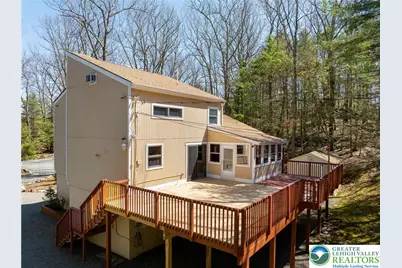 169 Shiny Mountain Road, Greentown, PA 18426 - Photo 9