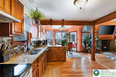 1392 Whispering Hills Court, Chestnuthill Twp, PA 18330 - Photo 7