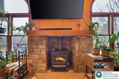 1392 Whispering Hills Court, Chestnuthill Twp, PA 18330 - Photo 5