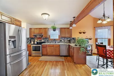 1392 Whispering Hills Court, Chestnuthill Twp, PA 18330 - Photo 9