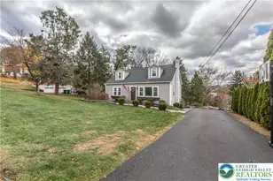 801 Ludlow St, Palmer Twp, PA 18045 - Photo 3