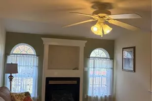 5619 Stonecroft Ln, Lower Macungie, PA 18106 - Photo 19