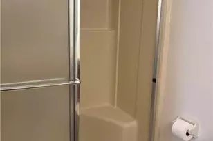 5619 Stonecroft Ln, Lower Macungie, PA 18106 - Photo 33