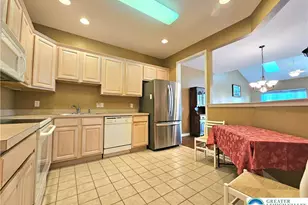 5 Canterbury Ln, Palmer Twp, PA 18045 - Photo 9