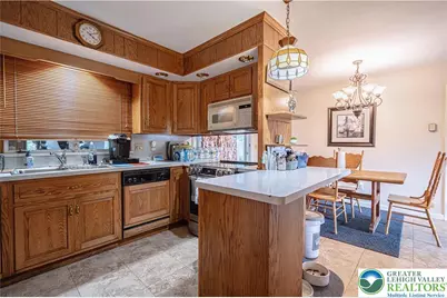 5651 Park Valley Road, North Whitehall Twp, PA 18078 - Photo 5