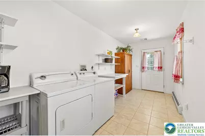 624 Delaware Avenue, Hellertown Boro, PA 18055 - Photo 15