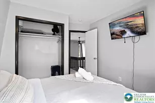 1150 Country Club Dr, Coolbaugh Twp, PA 18466 - Photo 9