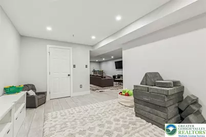 2128 Danville, Upper Hanover Twp, PA 18073 - Photo 23