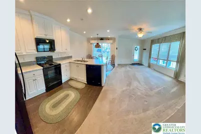 203 Independence, Upper Mt Bethel Twp, PA 18343 - Photo 11