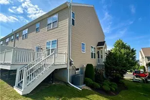 6072 Valley Forge Dr, Coopersburg Boro, PA 18036 - Photo 5