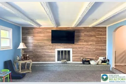 2413 S Church Street, Allentown City, PA 18103 - Photo 9