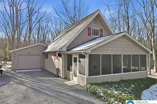 20 Pool Dr, Penn Forrest, PA 18229 - Photo 1