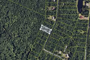 179 Oakridge Dr, Dingmans Ferry, PA 18328 - Photo 1